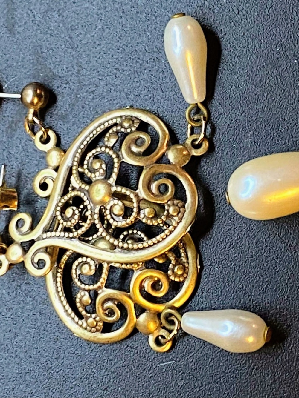 Filigree Pearl Earrings & Pendant